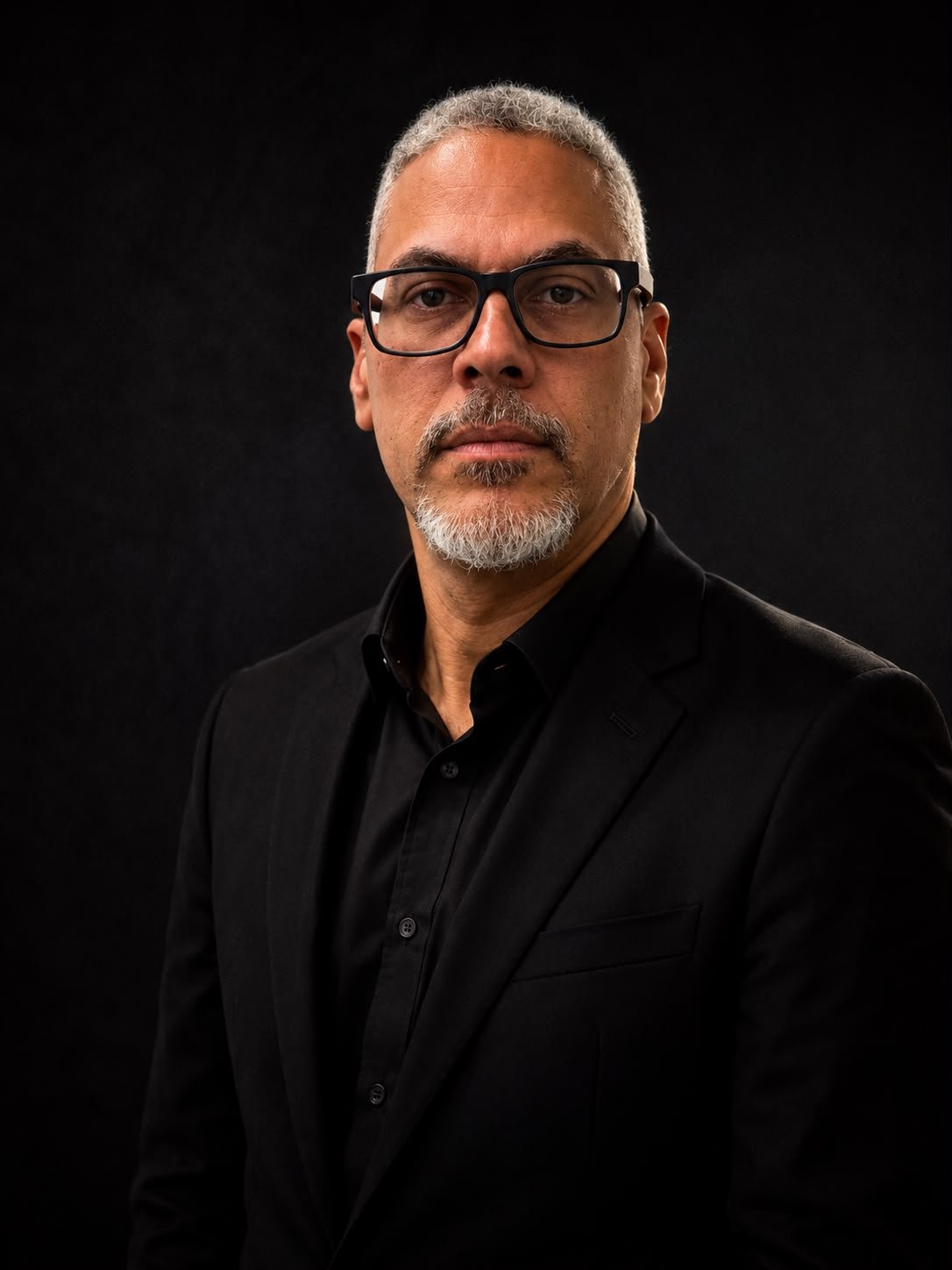 Fábio Macedo — Psicanalista Clínico e Diretor da Escola de Psicanálise Brasil